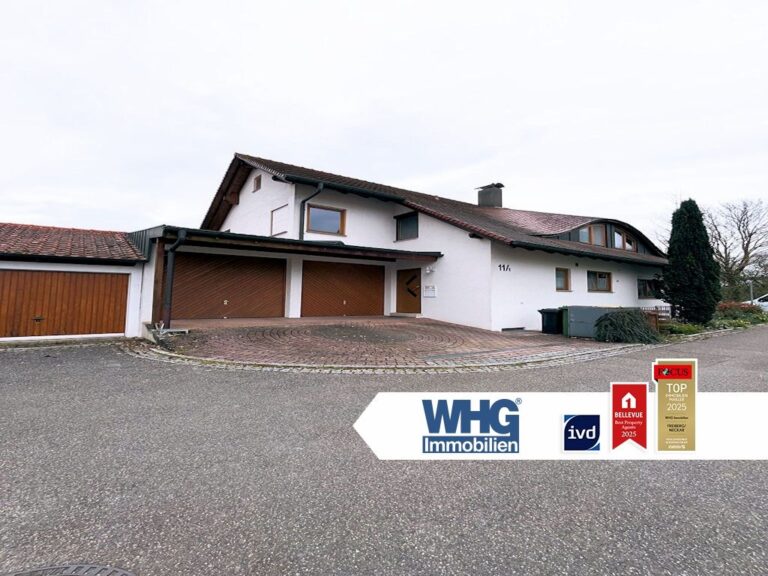 Schöne Doppelhaushälfte mit Garage, Terrasse und Garten