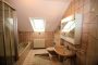 Preisreduzierung! Gepflegtes Ein- bis Zweifamilienhaus in  Bissingen - Bad mit WC