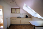 Sofort beziehbar: Moderne 2,5-Zimmer-Maisonette-Wohnung mit Tiefgaragenstellplatz - Küche